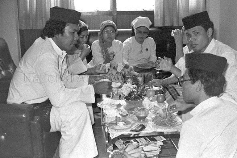 Members and volunteers at official opening of Al-Muttaqin Mosque in Ang Mo Kio