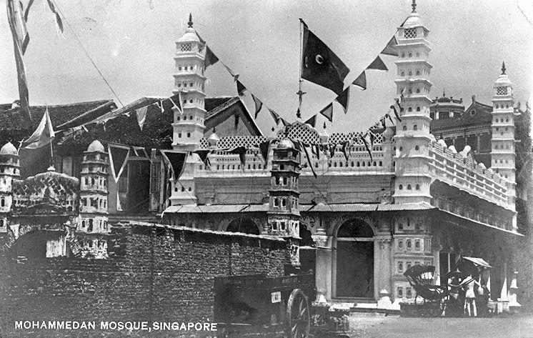 Nagore Durgha Shrine at 140 Telok Ayer Street, Singapore. The South Indian mosque was built between 1828 -1830 and was originally known as the Shahul Hamid Durgha.