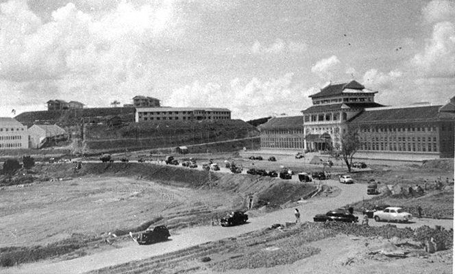 The library and administration building (right) of Nanyang University (Nantah), Singapore which has been gazetted as a national monument on 18 December 1998. Established in 1955 as the first Chinese-language university in Southeast Asia, it is now known as the Nanyang Technological University (NTU).