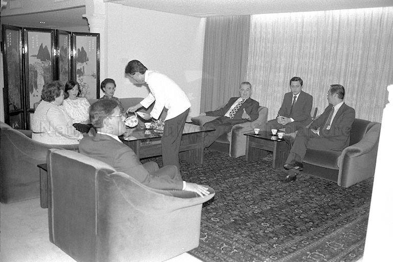 Romanian Prime Minister Constantin Dascalescu (second from right), Prime Minister Dascalescu's wife Mrs Elena Dascalescu (seated in front of Mr Dascalescu) and First Deputy Prime Minister Goh Chok Tong (far right) are at the Istana Villa.