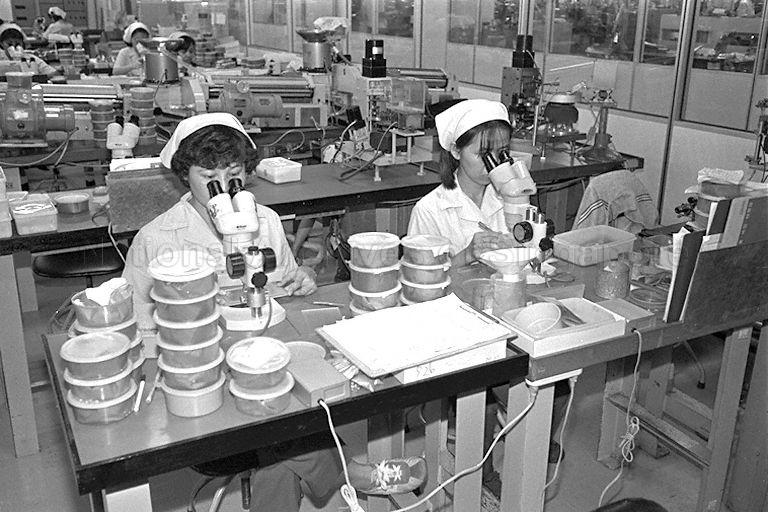 Staff of Singapore Time Pte Ltd at No.2 Marsiling Lane. This is a picture taken when Dr Ahmad attends the National Day observance ceremony at Singapore Time Pte Ltd.