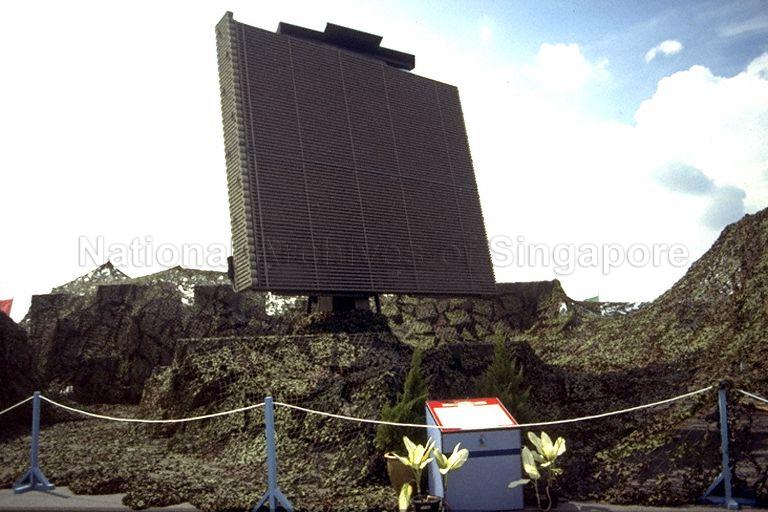 Radar unit on display at Singapore Armed Forces (SAF) exhibition "SAF at 25" at Paya Lebar Airport. The exhibition is organised by the SAF Combat Engineers as part of the SAF's silver jubilee celebrations, and gives an insight into the history of the SAF and how it might evolve in the future.