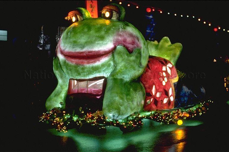 Frog float gliding along Orchard Road during the first night-time Chingay parade