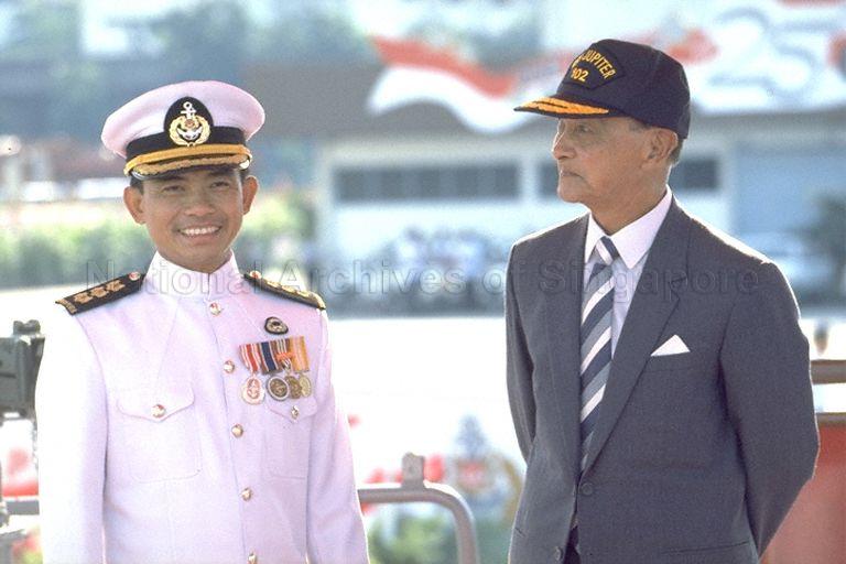 National Day Parade 1990 at the Padang -- President Wee Kim Wee attending sea review with Republic of Singapore Navy (RSN) Fleet Commander Colonel Kwek Siew Jin