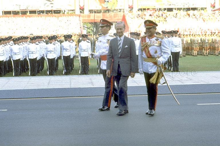 National Day Parade 1990 at the Padang -- President Wee Kim Wee accompanied by Chief of Defence Force Lieutenant General Winston Choo Wee Leong and Parade Commander