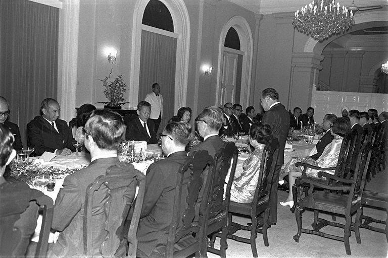 Japanese Prime Minister Kakuei Tanaka speaking during dinner held in his honour at the Istana. The Japanese Prime Minister is in Singapore on a short visit as part of his Asian Tour. He is accompanied by his daughter Makiko and other delegation members.