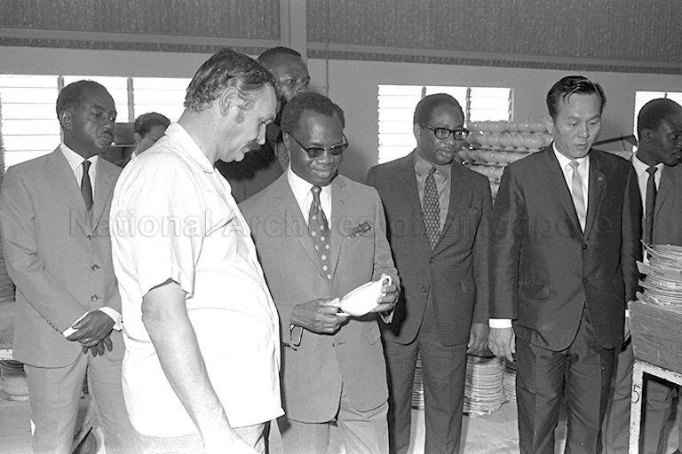 Ghanaian Prime Minister Kofi Abrefa Busia (second from left) touring a factory at Jurong Industrial Estate.