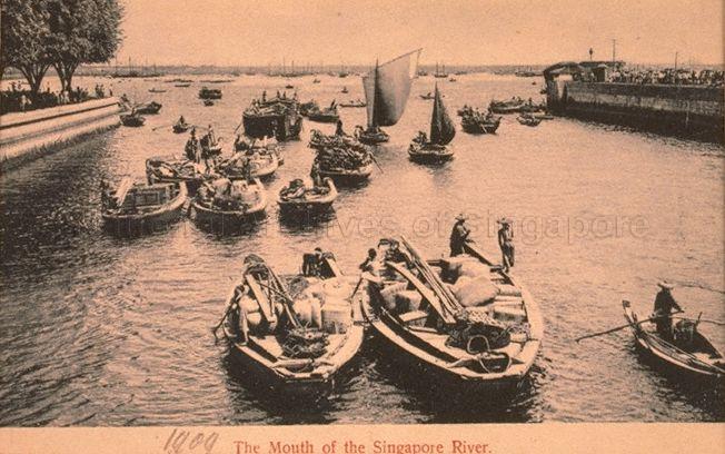 Twakows or small lighters at mouth of the Singapore River. Operation of these craft was largely in the hands of Hokkiens and Teochews.