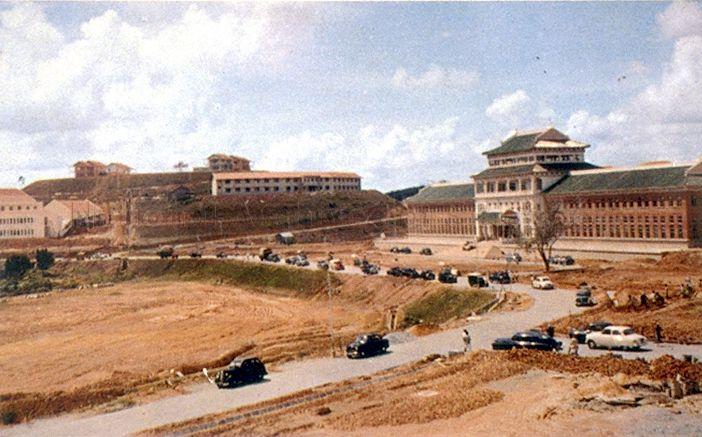 The library and administration building (right) of Nanyang University (Nantah), Singapore which has been gazetted as a national monument on 18 December 1998. Established in 1955 as the first Chinese-language university in Southeast Asia, it is now known as the Nanyang Technological University (NTU).