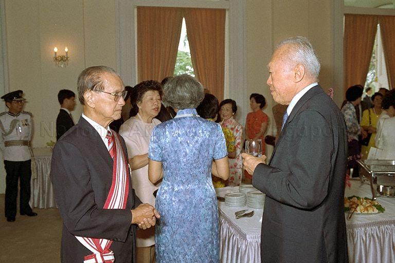 Mr Wee Kim Wee, former president of Singapore, with Senior Minister Lee Kuan Yew at the reception during conferment ceremony of the Order of Temasek (First Class) on him at Istana