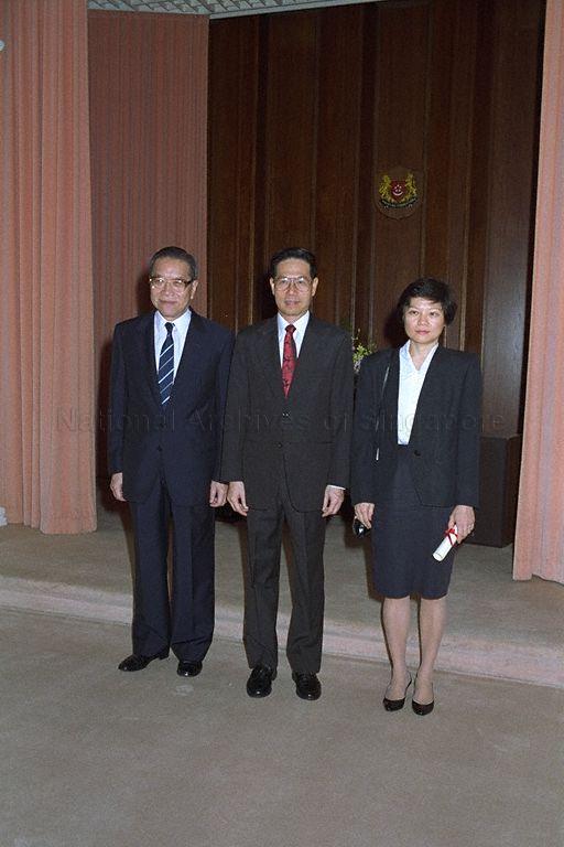 Taken at: President Ong Teng Cheong at the swearing-in of Judicial Commissioners Kan Ting Chiu and Lai Siu Chiu as Judges of High Court at the Istana Pictured: President Ong Teng Cheong, Chief Justice Yong Pung How and Judicial Commission Lai Siu Chiu