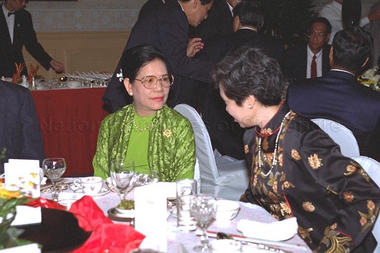 MYANMAR'S SECRETARY ONE OF STATE LAW AND ORDER RESTORATION COUNCIL LIEUTENANT GENERAL KHIN NYUNT ATTENDS DINNER HOSTED BY DEPUTY PRIME MINISTER BRIGADIER-GENERAL LEE HSIEN LOONG AT RENOIR/DEGAS ROOM, ORIENTAL HOTEL