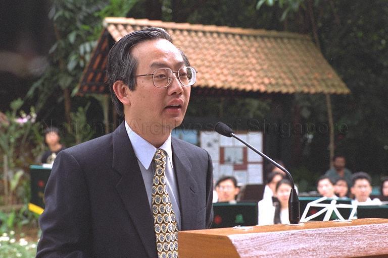DR ONG CHIT CHUNG, MEMBER OF PARLIAMENT FOR BUKIT BATOK, AS GUEST OF HONOUR AT MARKING CEREMONY FOR WORLD WAR II SITE AT BUKIT BATOK NATURE PARK IN COMMEMORATION OF THE 50TH ANNIVERSARY OF THE END OF WORLD WAR II