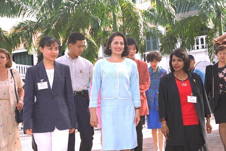 First Lady of Mexico Nilda Patricia Velasco and wife of Minister for Labour Mrs Lee Boon Yang (background) taking a guided tour of Sentosa. The First Lady is part of a 70-man delegation accompanying Mexican President Dr Ernesto Zedillo who is here on a three-day official visit.