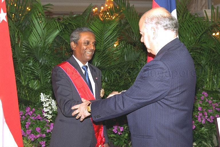 Chilean Foreign Minister Jose Miguel Insulza presenting the Grand Cross of the Order of Bernardo Oâ€™Higgins on behalf of his countryâ€™s president Eduardo Frei Ruis-Tagle to Minister for Foreign Affairs and Law Professor S Jayakumar at Raffles Hotel.  The award is the highest honour conferred by Chile on foreign dignitaries.