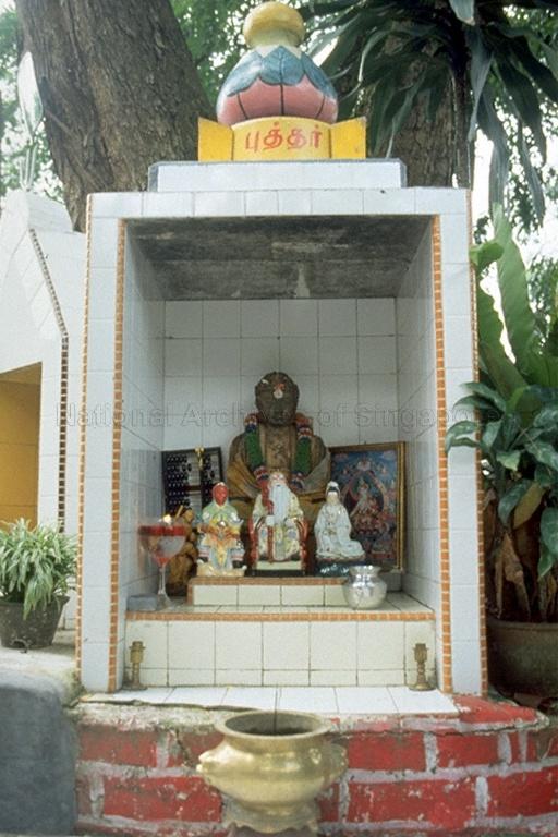 Chinese deities at Sree Rama Baktha Hanuman Temple, 25 Jalan Anak Bukit