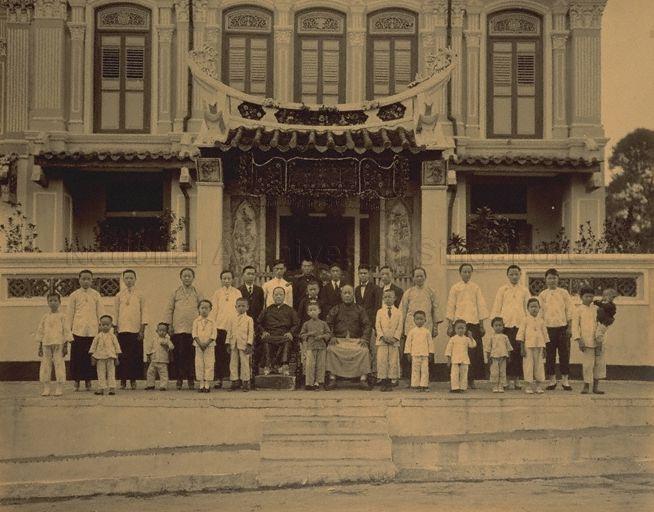 No. 45 Emerald Hill Road terrace house, constructed in 1903. This is the picture of Tan Hong alias Tan Hwee Siong (陳輝相）and his family, who reside in this house in the 1920 till 1960.He once owned the only Chinese Tin smelter in Malaya.