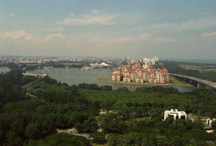 View of Kallang Basin area, with Costa Rhu condominium at Tanjong Rhu and East Coast Parkway to the left, taken from the Chinese Business Network in Suntec Tower during the Speak Mandarin Campaign 99 web chat session with Nominated Member of Parliament (NMP) and council member of the Singapore Chinese Chamber of Commerce and Industry Claire Chiang