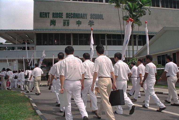 Taken at: Nomination Day for General Elections 2001 at Kent Ridge Secondary School Nomination Centre