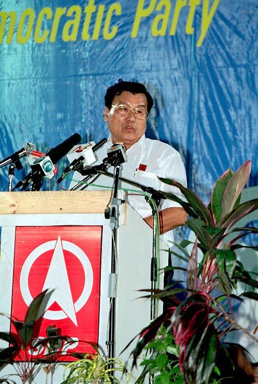 Taken at: Singapore Democratic Party (SDP) 2001 General Election rally at Bukit Gombak Stadium in Hong Kah Group Representation Constituency (GRC) Pictured: SDP candidate for Hong Kah GRC Wong Hong Toy