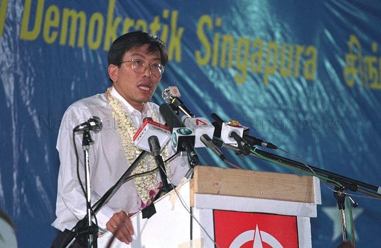 Taken at: Singapore Democratic Party (SDP) 2001 General Election rally at Bukit Gombak Stadium in Hong Kah Group Representation Constituency (GRC) Pictured: SDP candidate for Jurong GRC Chee Soon Juan