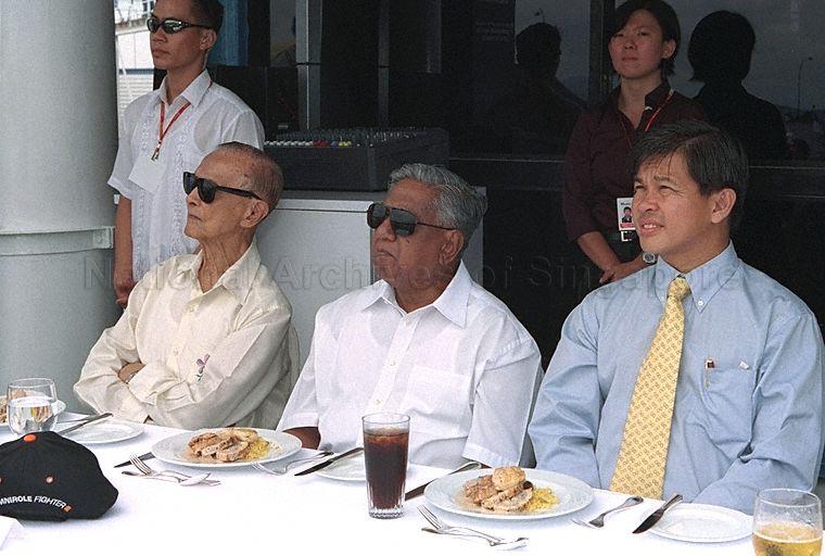 Taken at: Asian Aerospace 2002 at Changi International Exhibition and Convention Centre Pictured: President S R Nathan, former President Wee Kim Wee and Deputy CEO, President (Defence Business) of Singapore Technologies (ST) Engineering and Member of Parliament for Ang Mo Kio GRC Wee Siew Kim