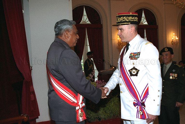 Taken at: Conferment of the Darjah Utama Bakti Cemerlang (Tentera)[Distinguished Service Order (Military)] by President S R Nathan to the Chief of Defence Force of the French Armed Forces General Jean-Pierre Kelche at the Istana Pictured: President S R Nathan and Chief of Defence Force of the French Armed Forces General Jean-Pierre Kelche