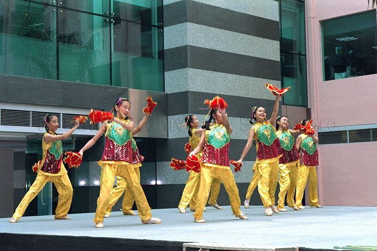 Dance Ensemble Singapore performing at the ARTrium@MITA, MITA Building