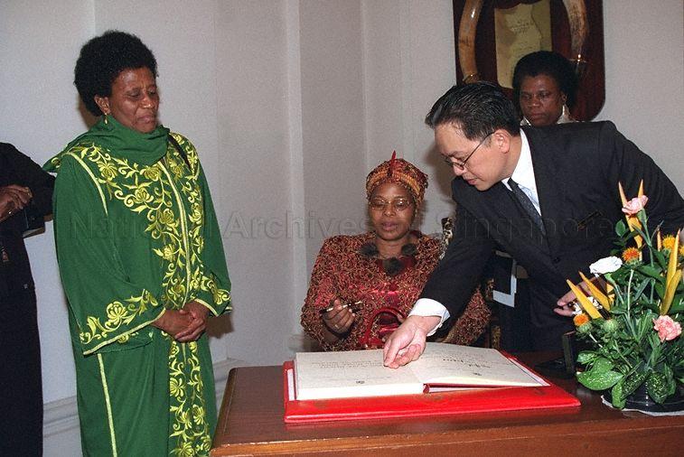 Taken at: Call on President S R Nathan by Queen Mother of the Kingdom of Swaziland Ntombi Tfwala at the Istana Pictured: Queen Mother of the Kingdom of Swaziland Ntombi Tfwala