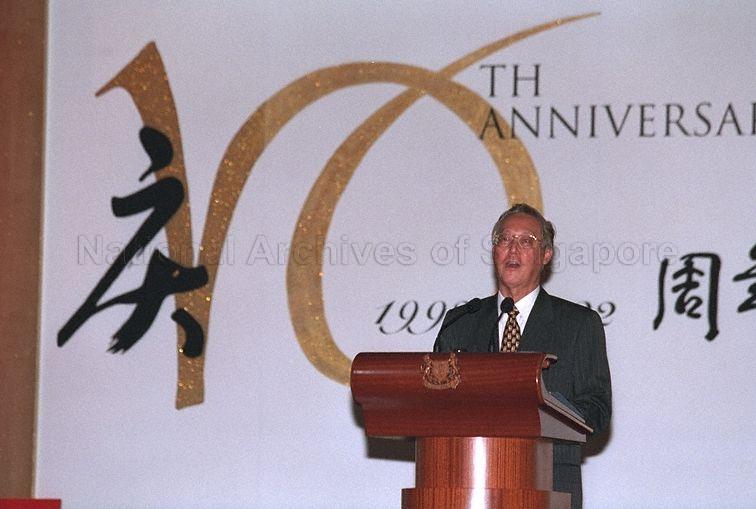 Guest-of-Honour Prime Minister Goh Chok Tong addressing guests at 10th anniversary charity dinner of Chinese Development Assistance Council (CDAC) held at Island Ballroom in Shangri-La Hotel