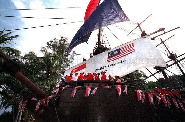 Taken at: Official Opening of Singapore - Malaysia Youth Camp at Pulau Ubin Outward Bound School Pictured: Guests-of-Honour Acting Minister for Information, Communications and the Arts & Senior Minister of State for Defence David T E Lim and Malaysian Minister for Youth and Sports Hishammuddin Hussein