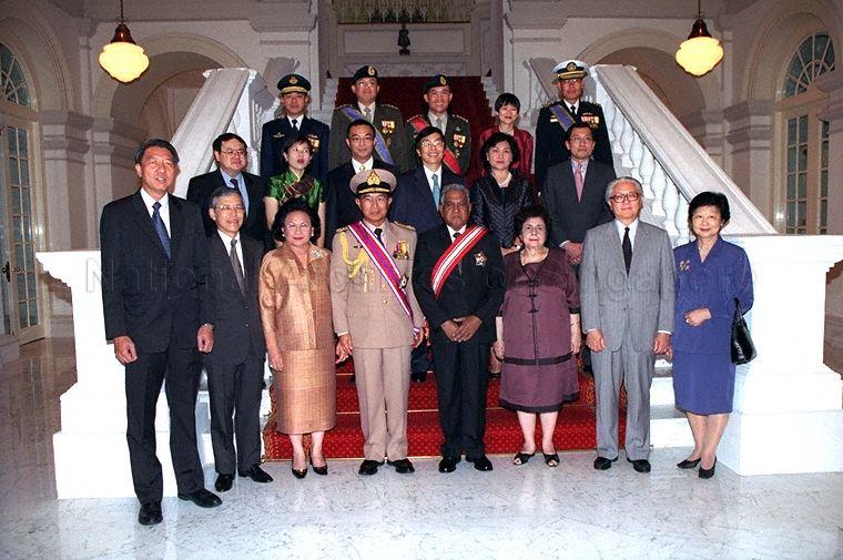 Taken at: Investiture ceremony of the Distinguished Service Order (Military) for Supreme Commander of the Royal Thai Armed Forces (RTARF) Admiral (ADM) Narong Yuthavong by President S R Nathan at the Istana Pictured: President S R Nathan, his wife Mrs Nathan, Deputy Prime Minister and Minister for Defence Dr Tony Tan, his wife Mrs Mary Tan, Minister for Education and Second Minister for Defence, RADM (NS) Teo Chee Hean, Minister in Prime Minister’s Office and Second Minister for Foreign Affairs Lee Yock Suan, Minister of State for Defence Cedric Foo, Chief of Defence Force Lieutenant-General Lim Chuan Poh, Chief of Singapore Navy Lui Tuck Yew, and Supreme Commander of the Royal Thai Armed Forces (RTARF) Admiral (ADM) Narong Yuthavong