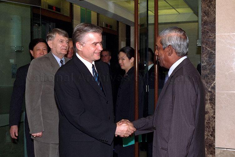 Polish Minister of Foreign Affairs Wlodzimierz Cimoszewicz calls on Minister for Foreign Affairs and Law Prof S Jayakumar at Ministry of Foreign Affairs