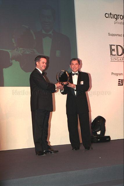 Taken at: Ernst and Young (EY) Entrepreneur of the Year Award 2002 at Ritz-Carlton, Millenia Singapore Pictured: President and Chief Executive of Venture Corp and EY Entrepreneur of the Year Award and Master Entrepreneur Award recipient Wong Ngit Liong