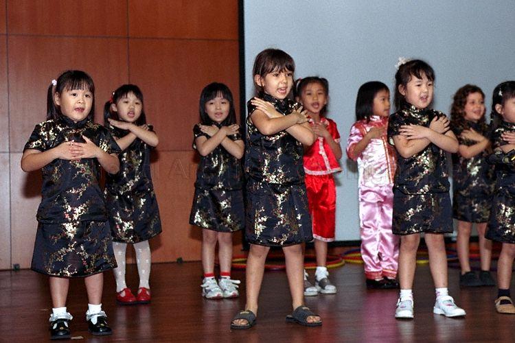 Students of kindergarten performing when Prime Minister Goh Chok Tong attends Tanjong Rhu Main Upgrading Programme Completion Ceremony for Tanjong Rhu Precinct and Official Opening of Schoolhouse by the Bay at Katong Community Centre at Block 1 and Block 14 respectively