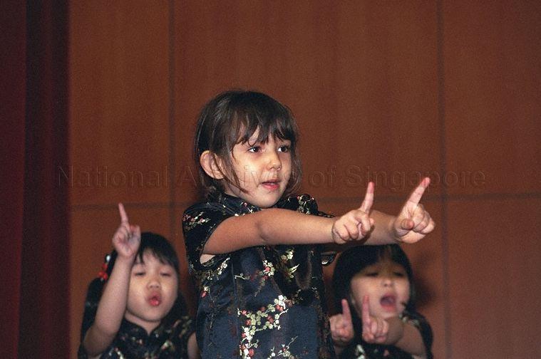 Students of kindergarten performing when Prime Minister Goh Chok Tong attends Tanjong Rhu Main Upgrading Programme Completion Ceremony for Tanjong Rhu Precinct and Official Opening of Schoolhouse by the Bay at Katong Community Centre at Block 1 and Block 14 Kampong Arang Road respectively
