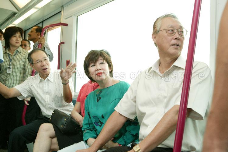 Prime Minister Goh Chok Tong, Mrs Goh and Minister for Transport Yeo Cheow Tong taking a ride on Light Rapid Transit (LRT) train during visit to Sengkang Mass Rapid Transit (MRT) station of the newly-opened North East Line (NEL)