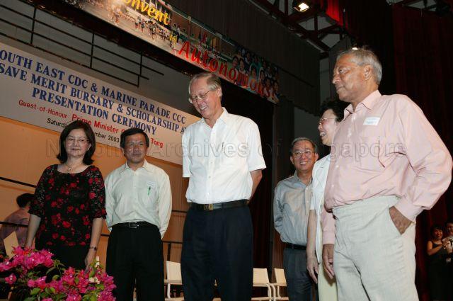 Prime Minister Goh Chok Tong with Chairman of Marine Parade Citizens' Consultative Committee (CCC) S Puhaindran (right) after group photograph taking during South East Community Development Council and Marine Parade CCC 9th Edusave Merit Bursary and Scholarship Awards Presentation Ceremony held at CHIJ Katong Convent.