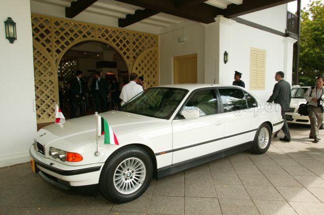 Cars to fetch Kuwaiti Prime Minister (PM) Sheikh Sabah Al-Ahmad Al-Jaber Al-Sabah and his entourage waiting outside National Orchid Garden. The Kuwaiti PM visited National Orchid Garden during his two-day official visit to Singapore.
