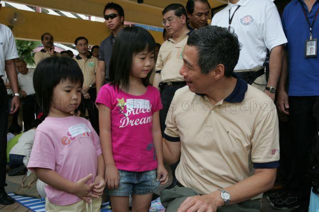 Taken at: Carnival Day cum Walk-A-Jog organised by Ang Mo Kio Group Representation Constituency (GRC) PAP Community Foundation (PCF) Pictured: Guest-of-Honour Prime Minister Lee Hsien Loong