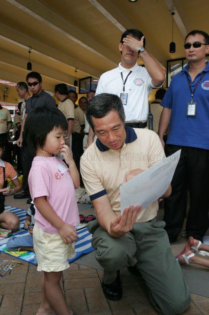 Taken at: Carnival Day cum Walk-A-Jog organised by Ang Mo Kio Group Representation Constituency (GRC) PAP Community Foundation (PCF) Pictured: Guest-of-Honour Prime Minister Lee Hsien Loong