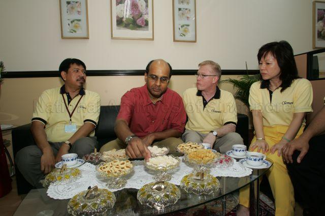Taken at: Ministerial community visit at Clementi Division of West Coast GRC Pictured: Minister for Education Tharman Shanmugaratnam, Members of Parliament (MP) for West Coast GRC Arthur Fong and Ho Geok Choo