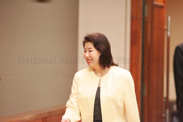 Mrs Goh, wife of Senior Minister of Singapore Goh Chok Tong