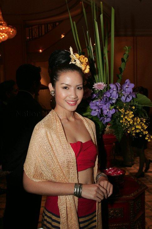 Taken at: Dinner hosted by Governor of Chiang Mai Provience Suwat Tantipat and his wife for President S R Nathan and his wife at Sheraton Chiang Mai Hotel Grand Nanta Ballroom during President S R Nathan's state visit to Thailand
