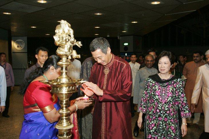 Indian Welcome Ritual Indian welcome ceremony for Guest of Honour, Prime Minister
