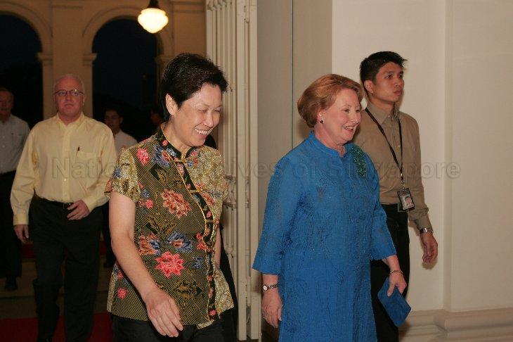 Mrs Janette Howard, wife of Australian Prime Minister (PM) John Howard, with Madam Ho Ching when she arrives at Istana to attend dinner hosted by PM and Minister for Finance Lee Hsien Loong. The Australian PM and his wife arrived in Singapore for a two-day visit after attending the World Economic Forum summit in Davos, Switzerland.