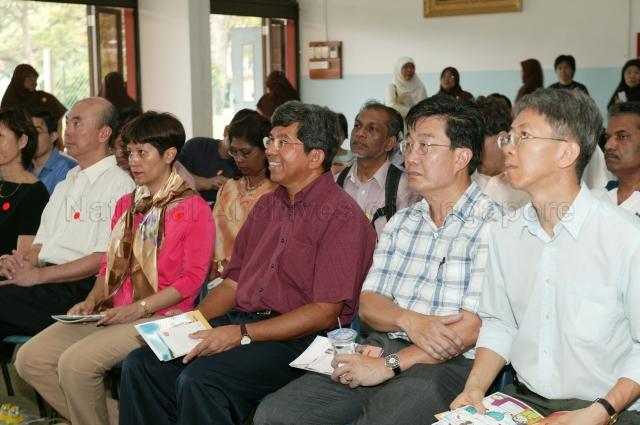 Members of Parliament (MP) for Tanjong Pagar Group Representation Constituency (GRC) Senior Parliamentary Secretary for Defence and the Environment and Water Resources Associate Professor Koo Tsai Kee, Chay Wai Chuen, Indranee Rajah, Minister for the Environment and Water Resources Associate Professor Dr Yaacob Ibrahim, and Chief Executive Director of People's Association (PA) Tan Boon Huat attending a presentation during visit to Mujahidin Mosque at Stirling Road. The Minister was on a community visit to Queenstown Division of Tanjong Pagar GRC.