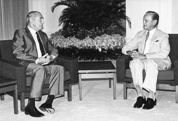 Israeli President Chaim Herzog (left) paying courtesy call on President Wee Kim Wee at the Istana during his three-day visit to Singapore