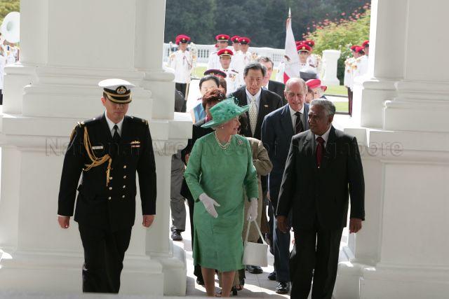 Taken at: Welcome Ceremony for Queen Elizabeth II and and her husband the Duke of Edinburgh Prince Philip of The United Kingdom during their state visit to Singapore from 16-18 March 2006 Pictured: President S R Nathan, Minister for Manpower and Second Minister for Defence Dr Ng Eng Hen, and Queen Elizabeth II and her husband the Duke of Edinburgh Prince Philip