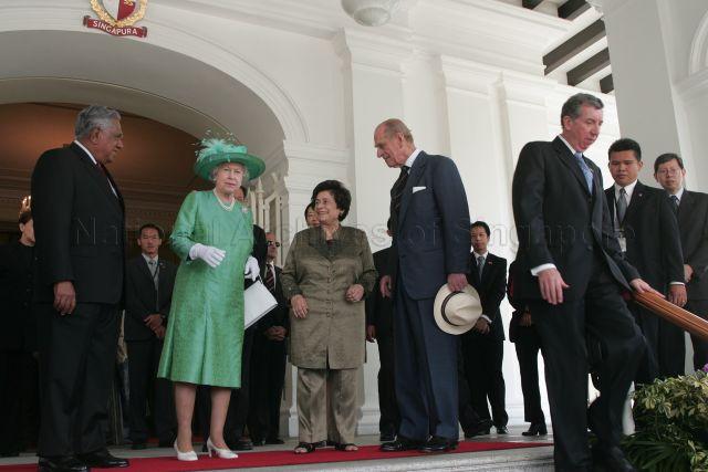 Queen Elizabeth II and Duke of Edinburgh Prince Philip bidding farewell to President and Mrs S R Nathan after their visit to Istana